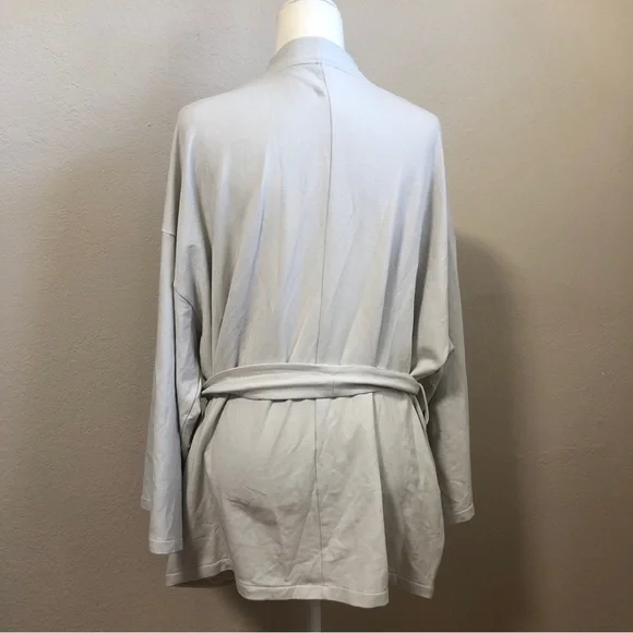 Universal Standard Robe - Picture 3 of 7